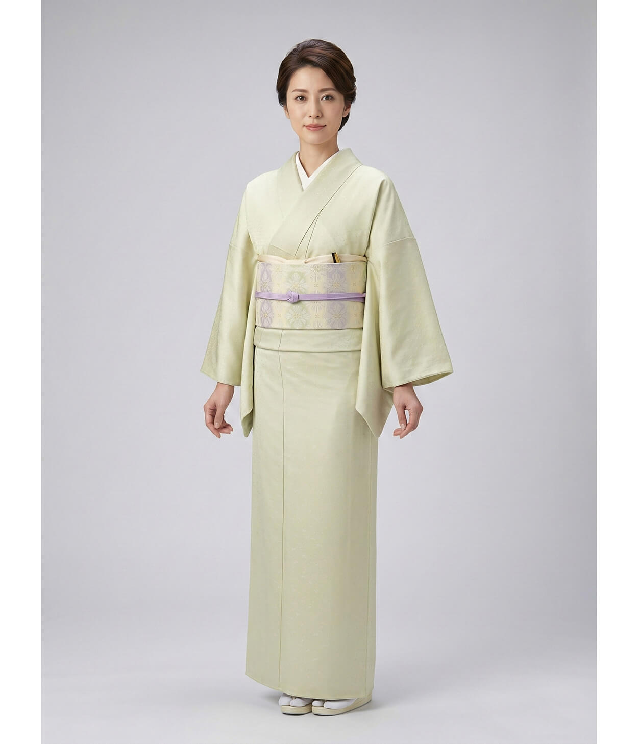 色無地・薄い紺色 一つ紋入り