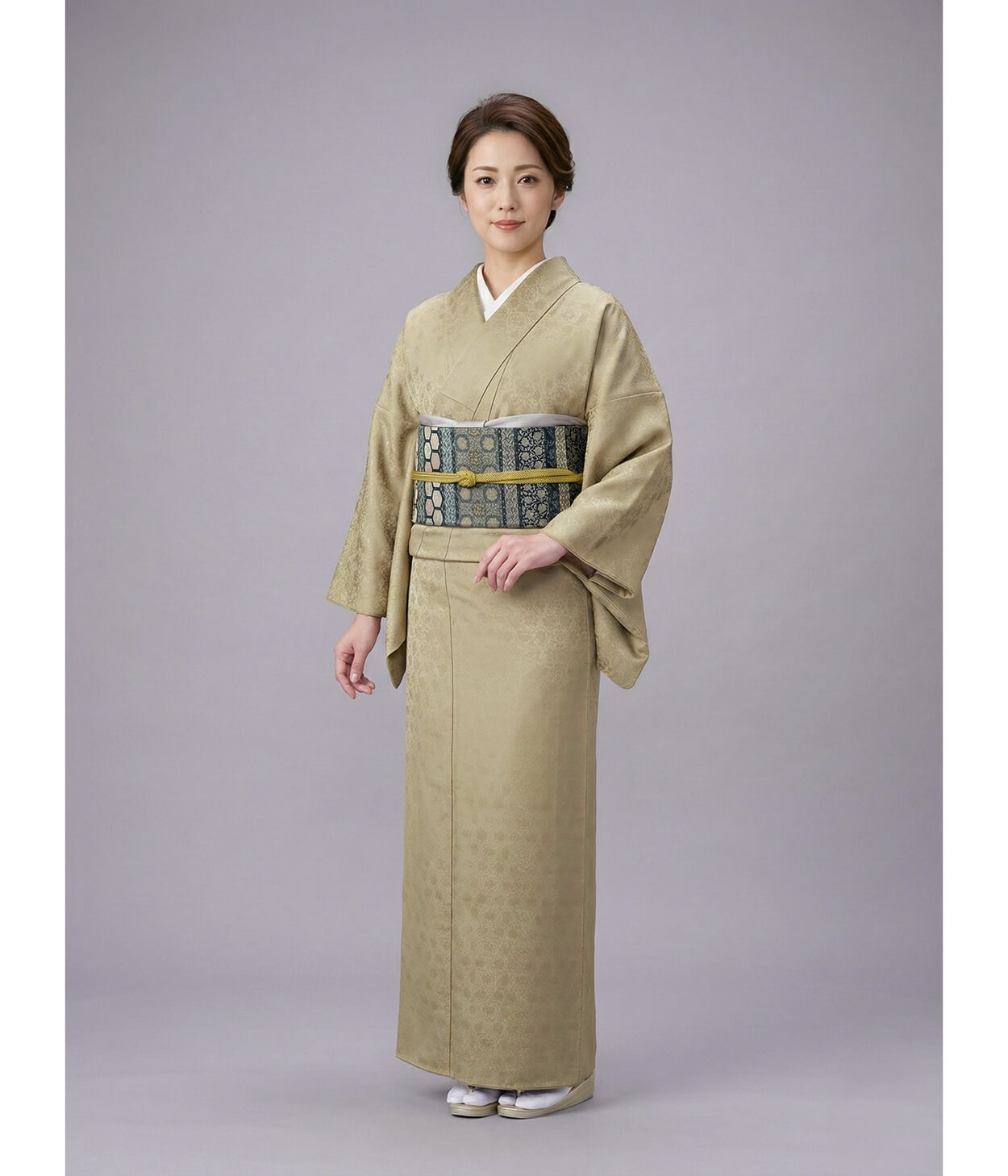 色無地・薄い紺色 一つ紋入り